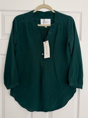 NWT: 100% sustainable silk emerald blouse
